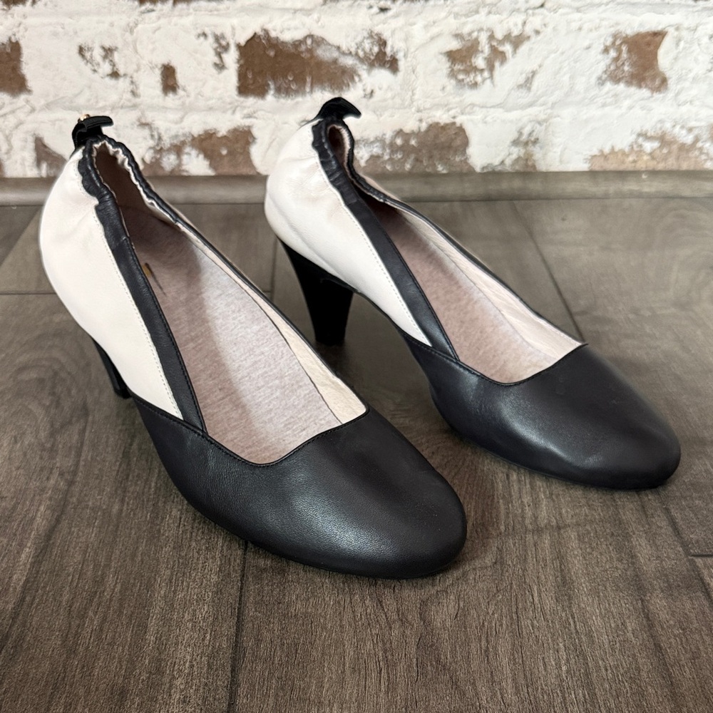 BetaBrand Origami Travel Pumps Cream and Black Leather